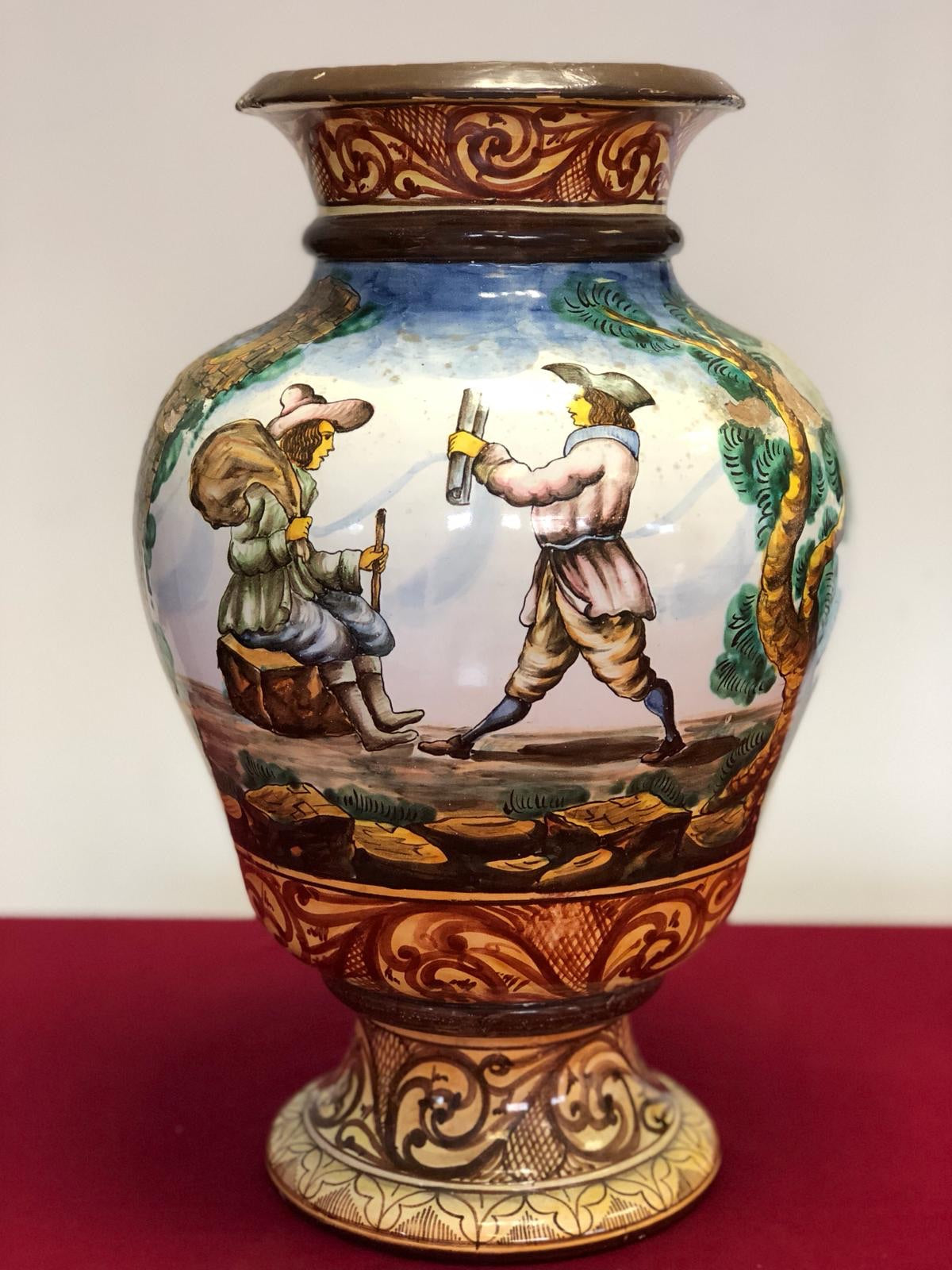 Vaso Albissola maiolica dipinta
