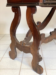 Tavolo scrittoio Luigi XIV Lombardo . XVII secolo