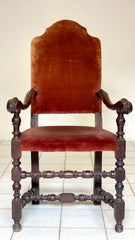 Trono Lombardo in noce . XVII secolo