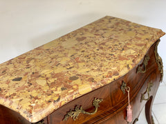 Cassettone mosso sul fronte e fianchi . Napoleone III