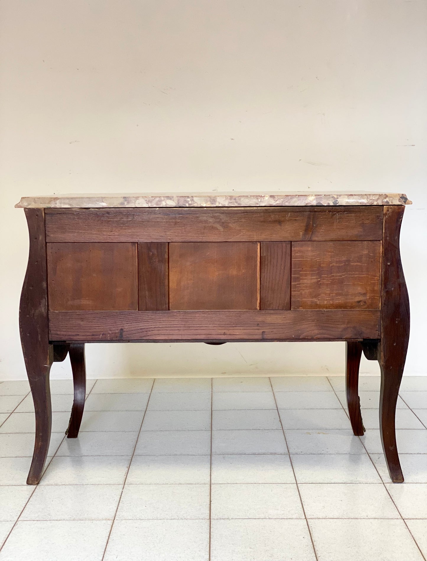 Chest of drawers moved on the front and sides. Napoleon III
