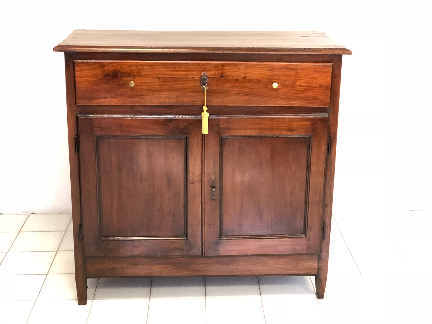 Credenza fine 700 inizio 800. Emilia