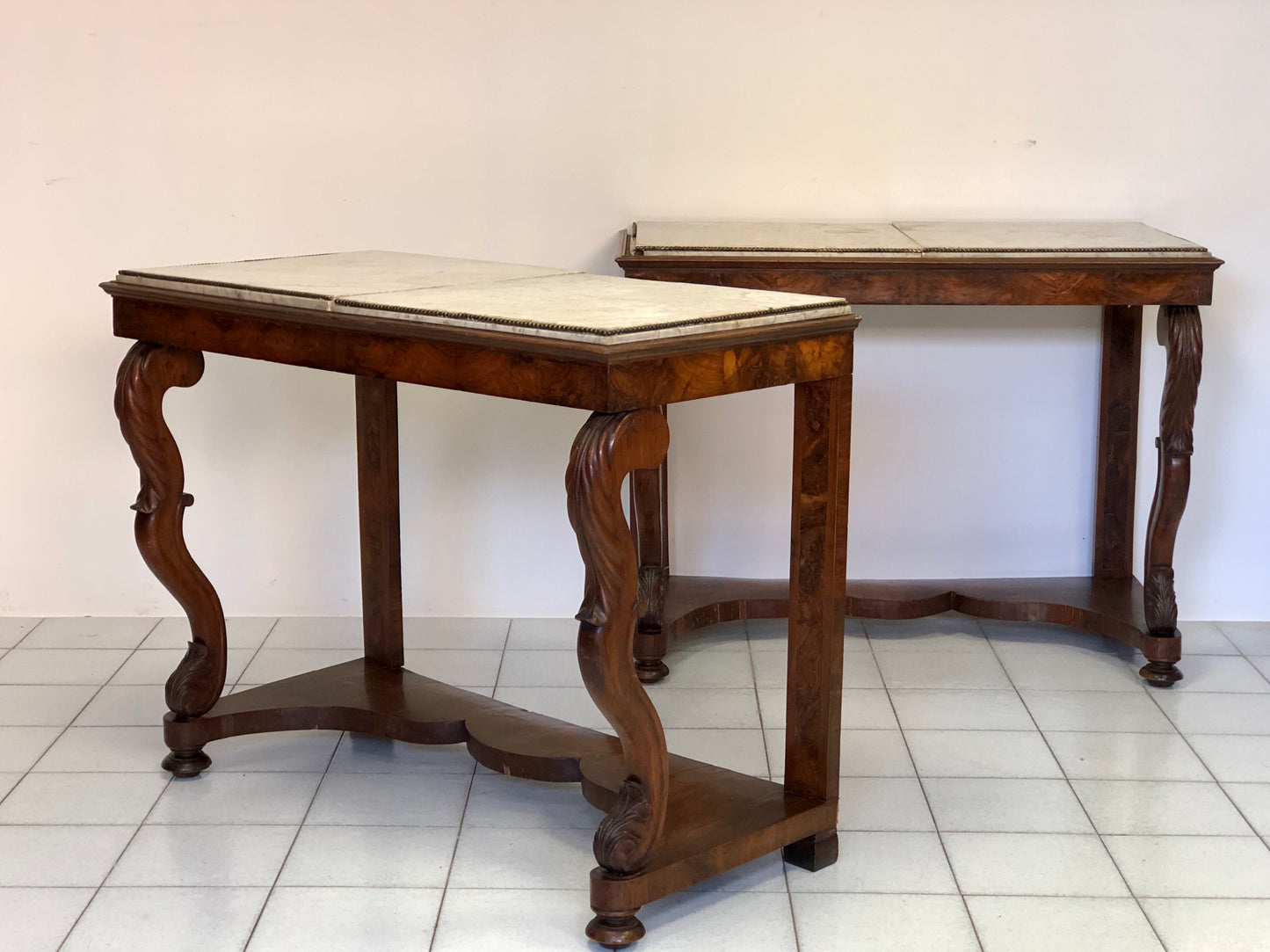 Coppia di Consolles lombarde Carlo X