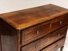 Cassettone lombardo Luigi XVI intarsiato