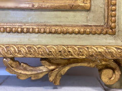 Specchiera lignea intagliata laccata dorata . Firenze fine XVIII secolo