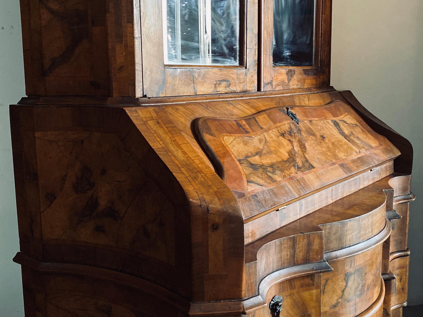 Venetian walnut and briar trumeau 20th century