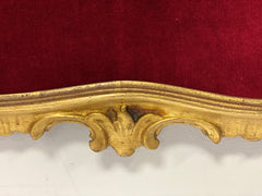 Cristo ligneo con cornice dorata coeva . Lombardia XVIII secolo