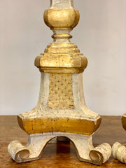 Gruppo di quattro candelieri Luigi XIV . Marche XVII secolo