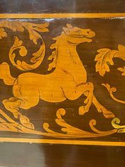 Cassettone bombato Luigi XV . Vicenza XVIII secolo