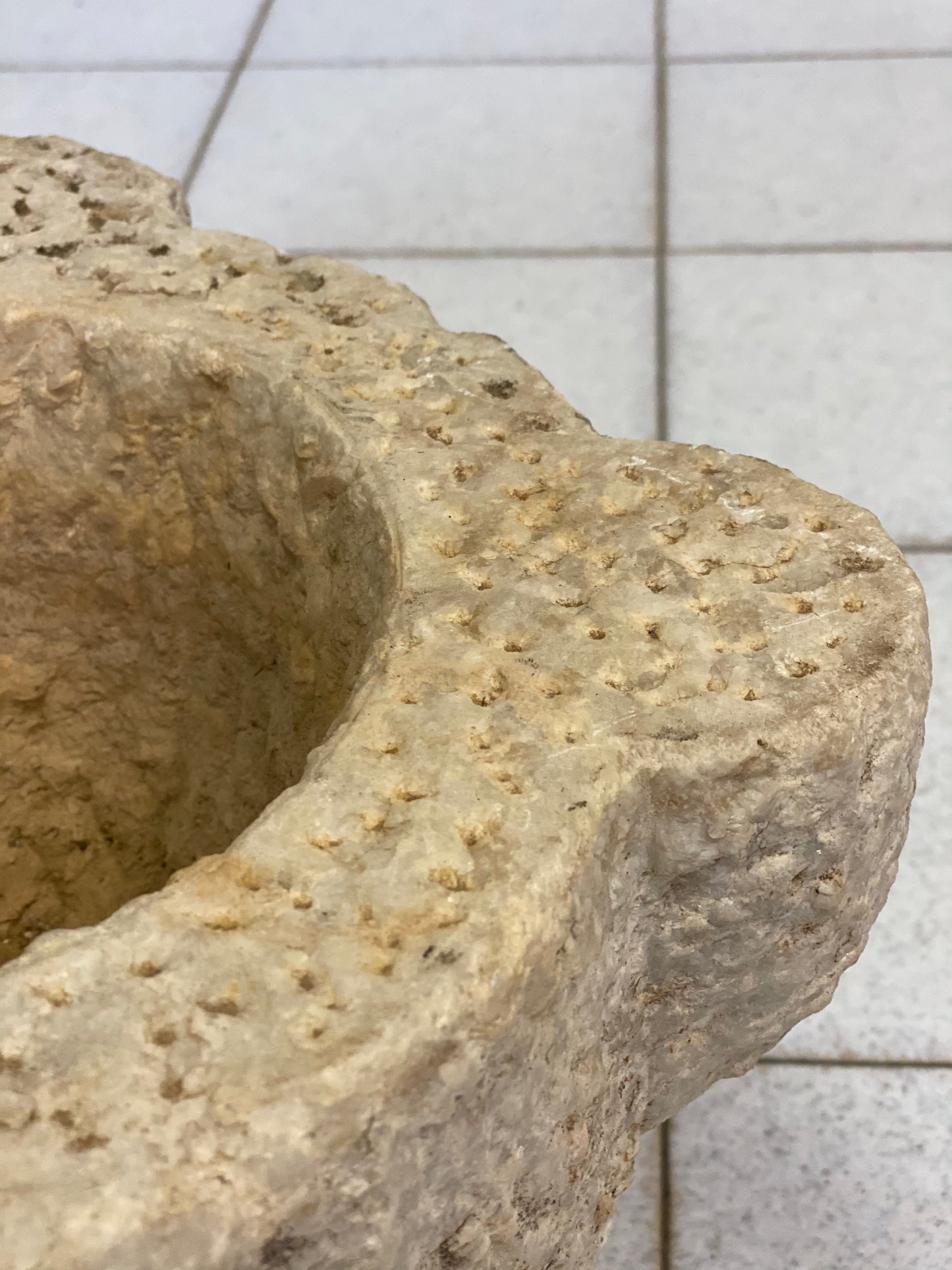 Mortaio in marmo . Inizio XIX secolo