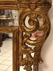 Specchiera in legno intagliato e dorato . Torino XIX secolo