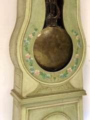 Orologio a colonna pendolo laccato dipinto . Funzionante