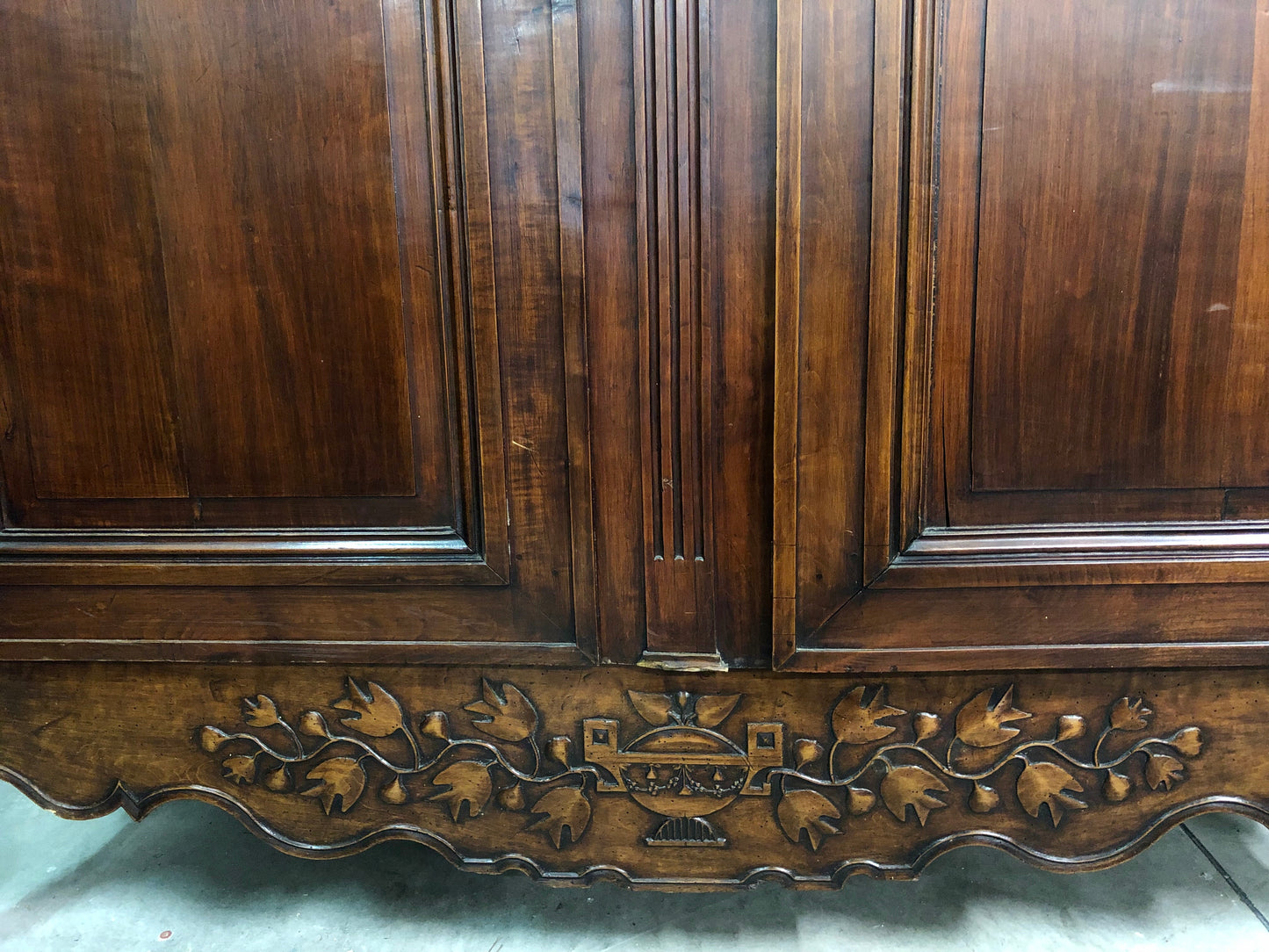 Louis XV wardrobe carved cherry. 18th century