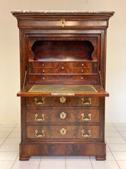 Secretaires Carlo X piuma di mogano . XIX secolo . Restaurato