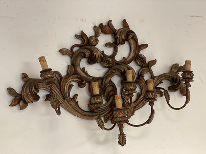 Candeliere applique da muro in legno intagliato e argentato .  Metà 800