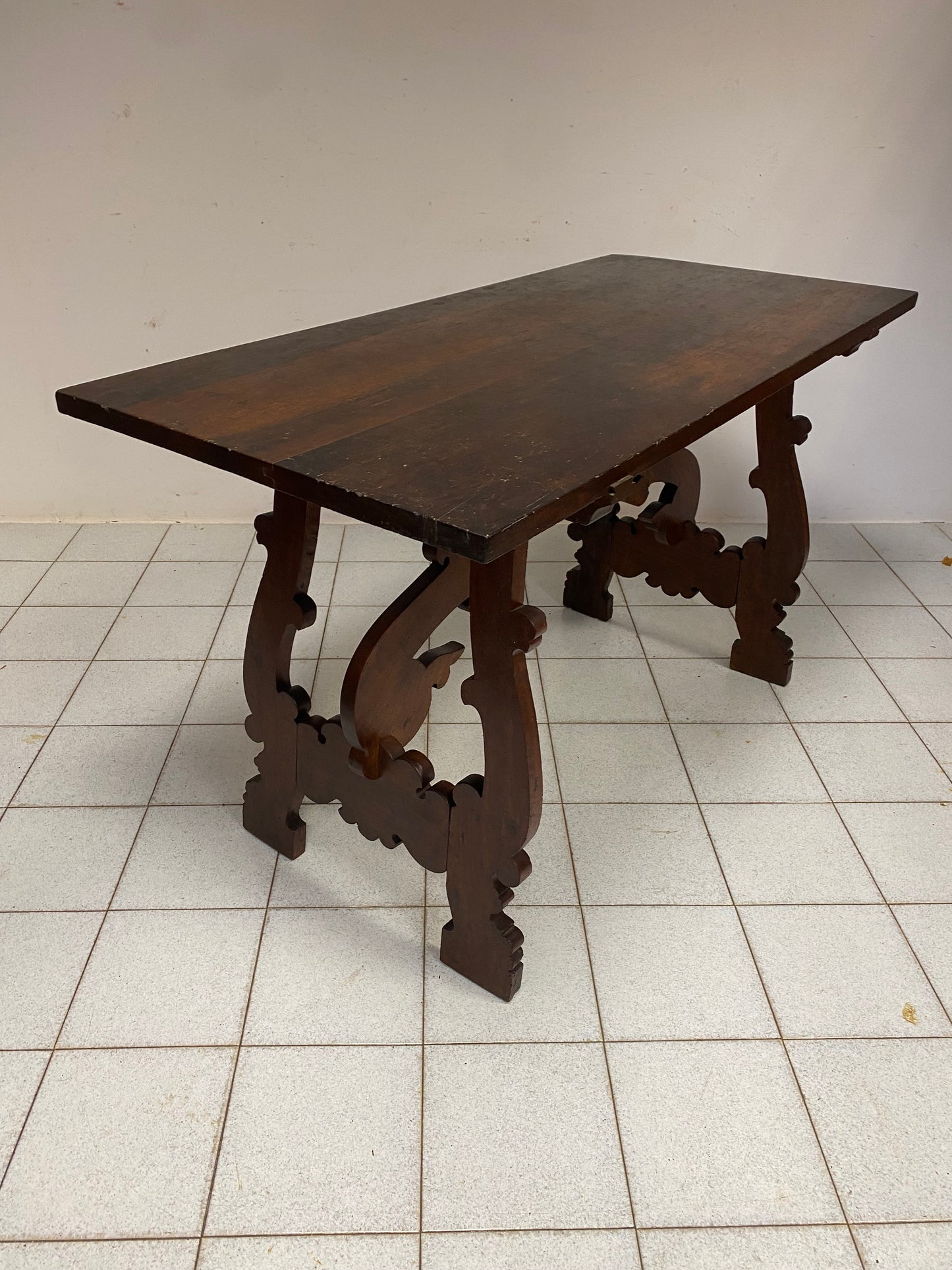 Refectory table with lyre legs. Lombardy 17th century