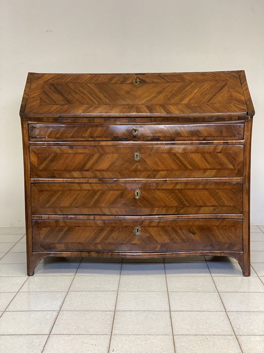 Louis XV desk. Emilia first half of 18th century