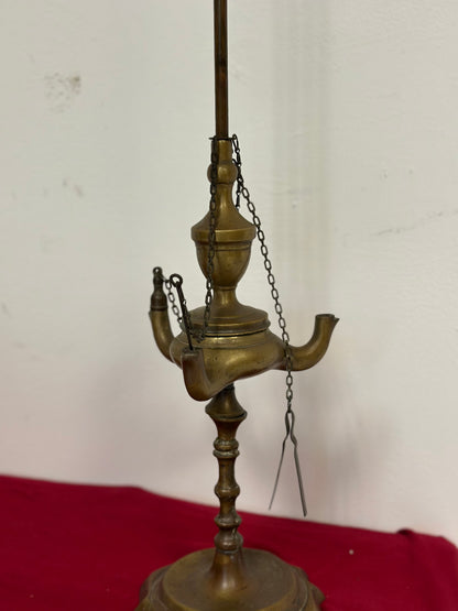 Coppia di lucerne fiorentine a olio in bronzo epoca prima metà del’ 700