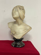 Busto in marmo di Carrara. La bella Fiorentina   Emilio fiaschi 1858 . 1941