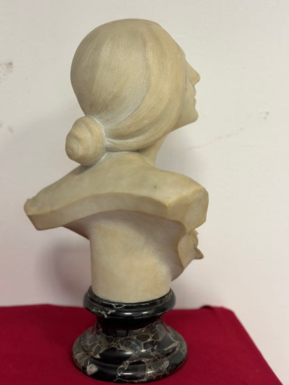Busto in marmo di Carrara. La bella Fiorentina   Emilio fiaschi 1858 . 1941