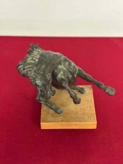 Scultura in bronzo . Gineba  1940
