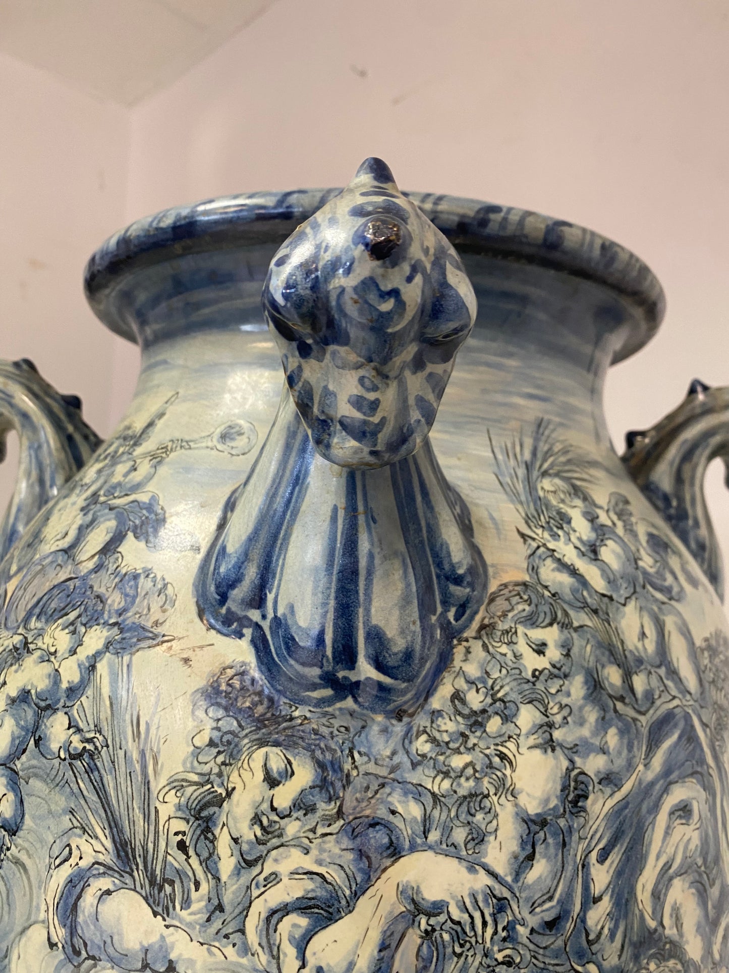 Albissola majolica pharmacy vase signed and dated 1922. H 64