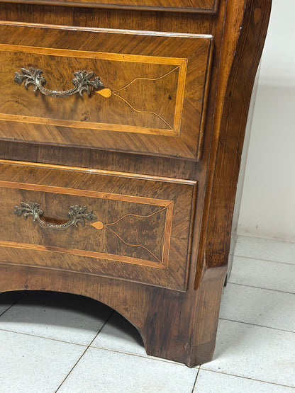 Cassettone Luigi XV . Napoli primi 700