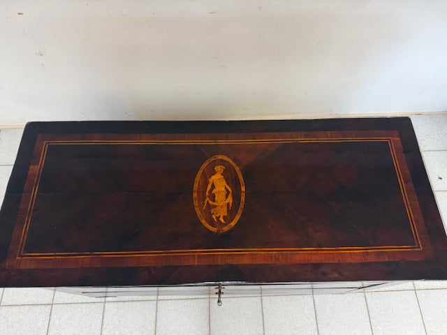 Cassettone Luigi XVI .Milano XVIII secolo