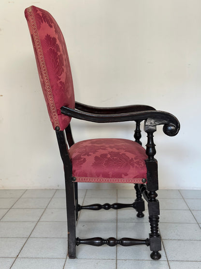 Trono seggiolone in noce . Bologna XVIII secolo