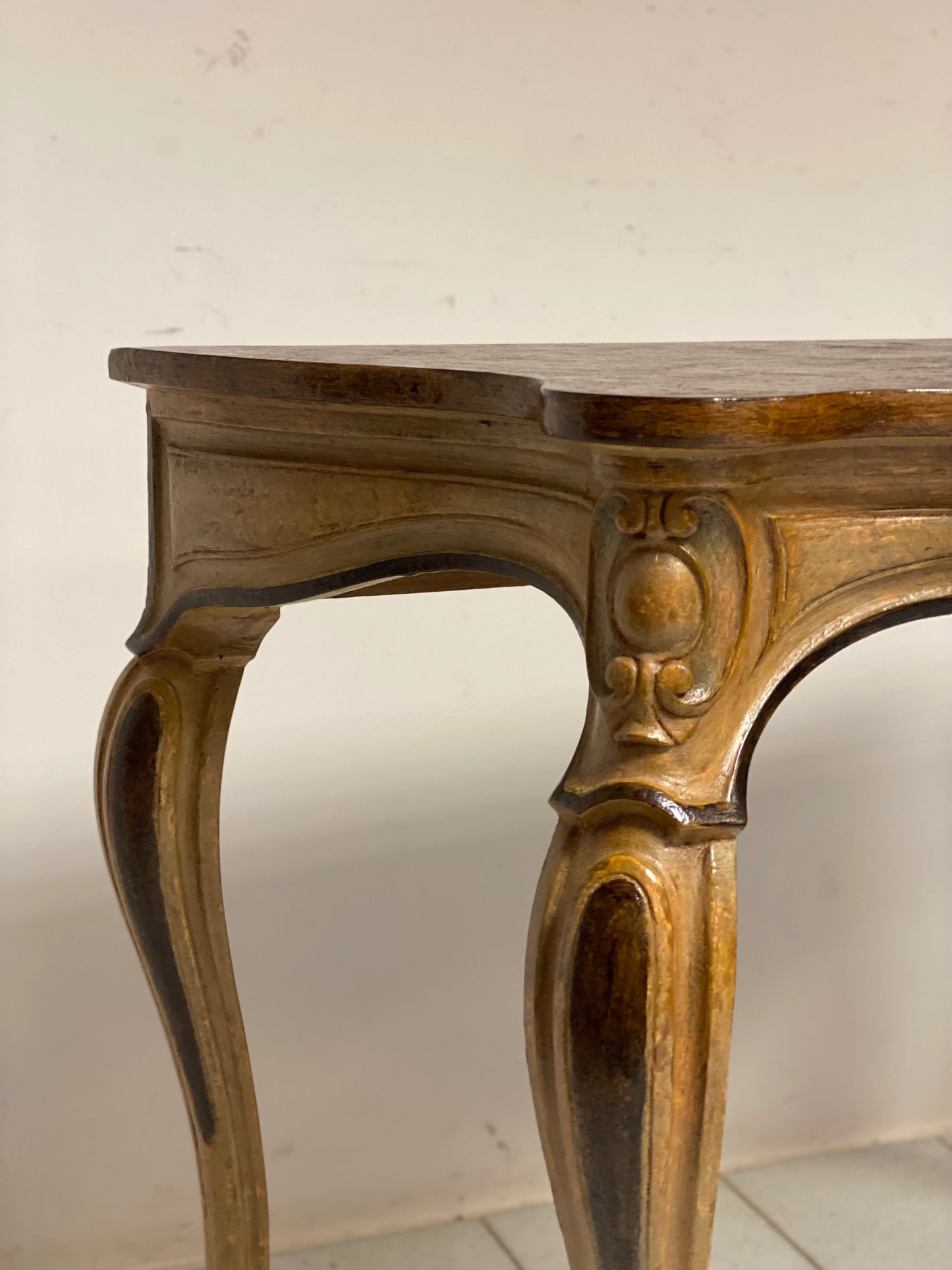 lacquered console painted fake marble top. Lombardy Piedmont mid 19th century
