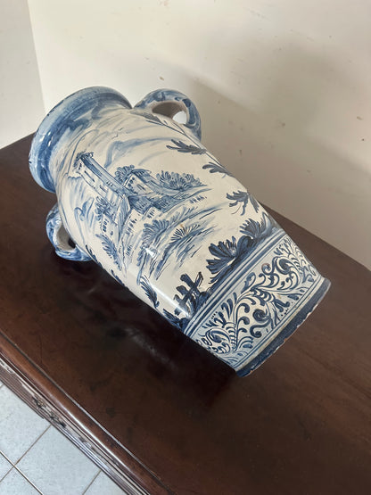 Vaso da farmacia in maiolica bianca e blu Savona Albissola
inizio 900
