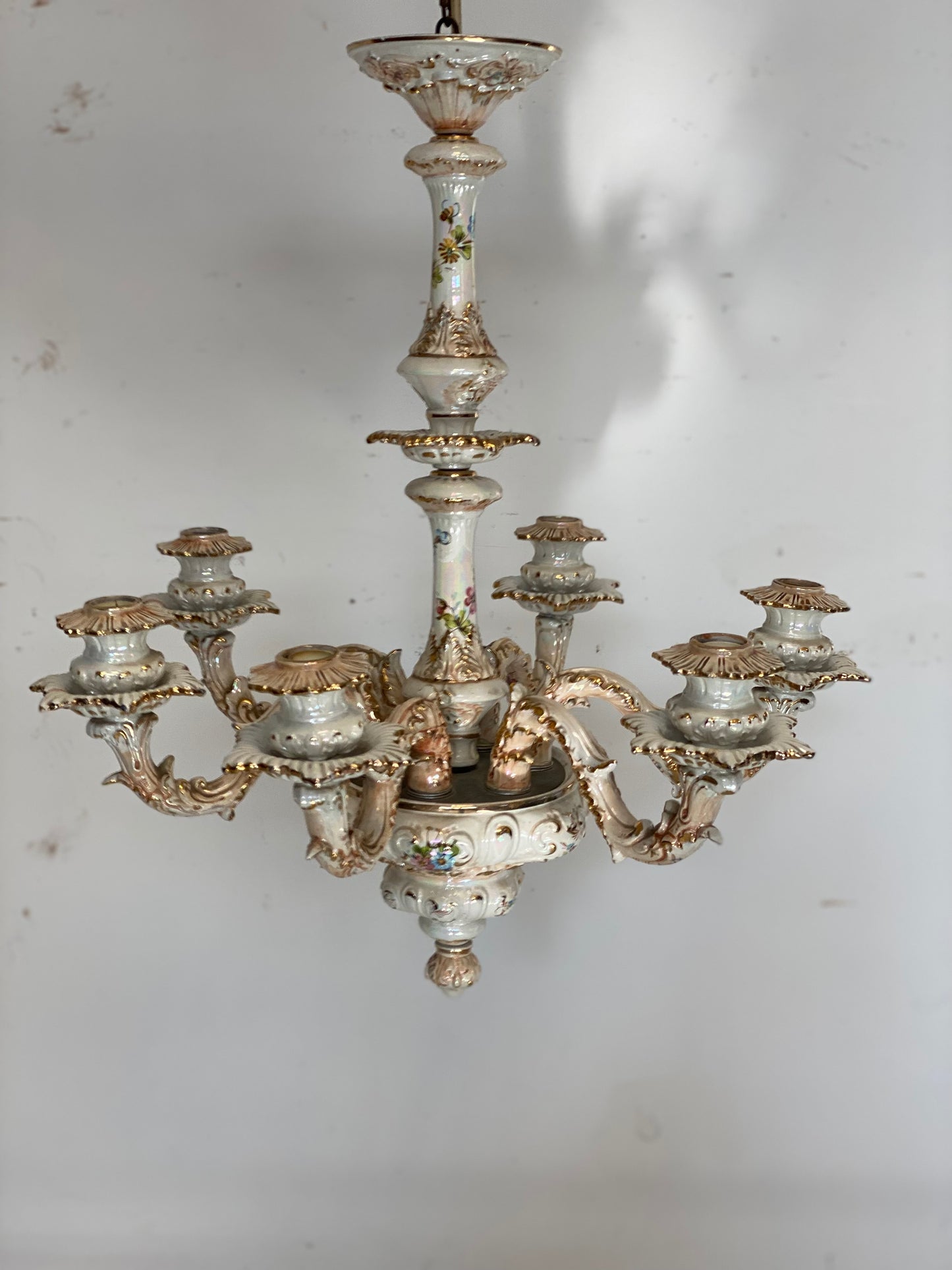 Lampadario sei luci in ceramica di bassano . XX secolo