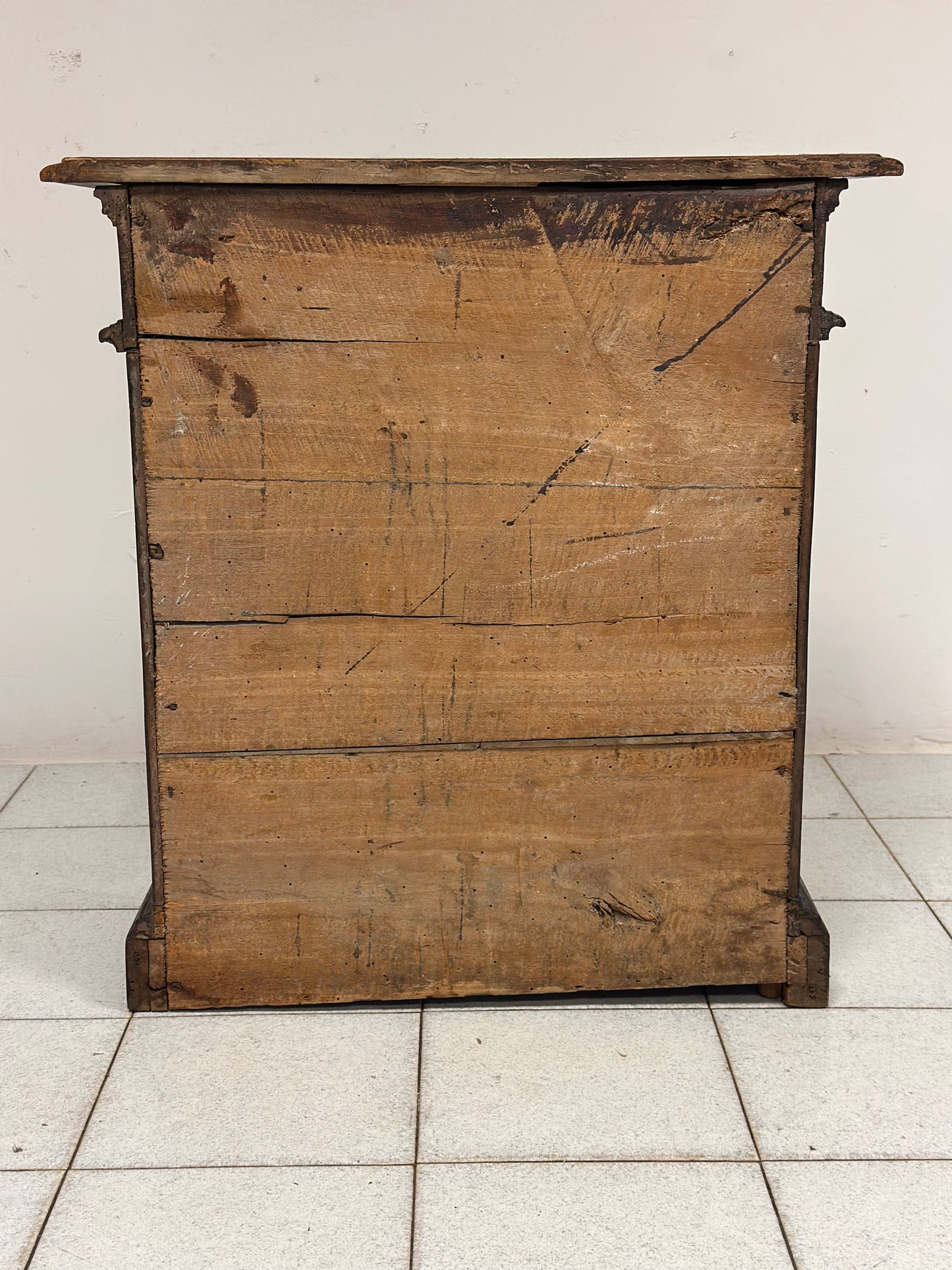 Cassettone Comodino Barocco luigi XIV . Toscana XVII secolo