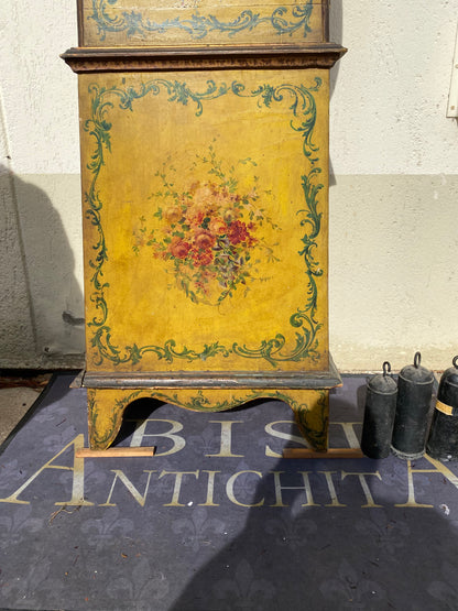 Orologio a pendolo laccato dipinto . Venezia primi 800