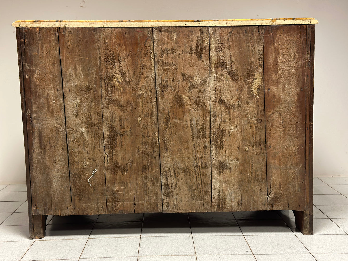 Cassettone Luigi XV . Napoli primi 700