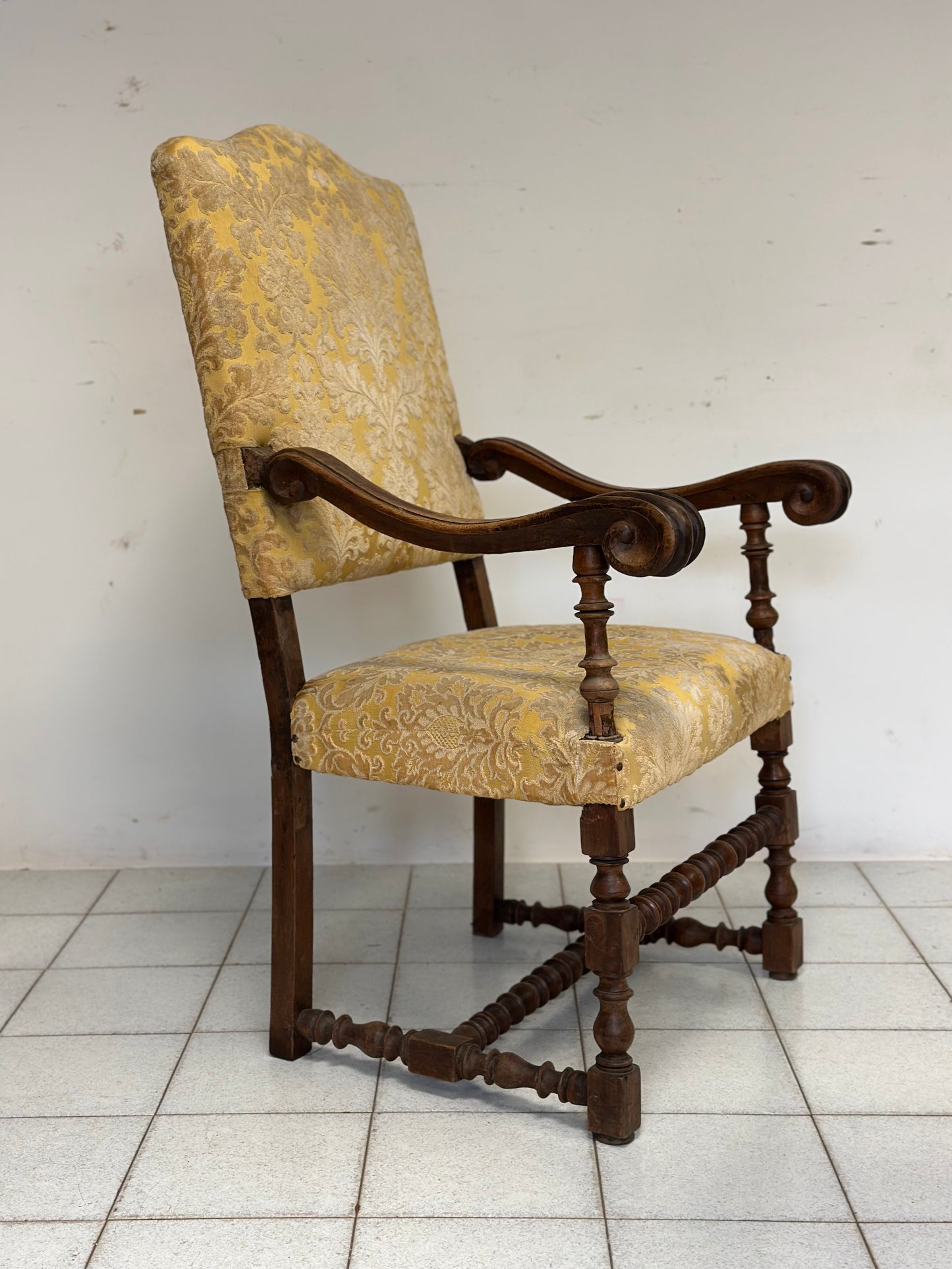 Poltrona trono Luigi XIV Modena inizio 700