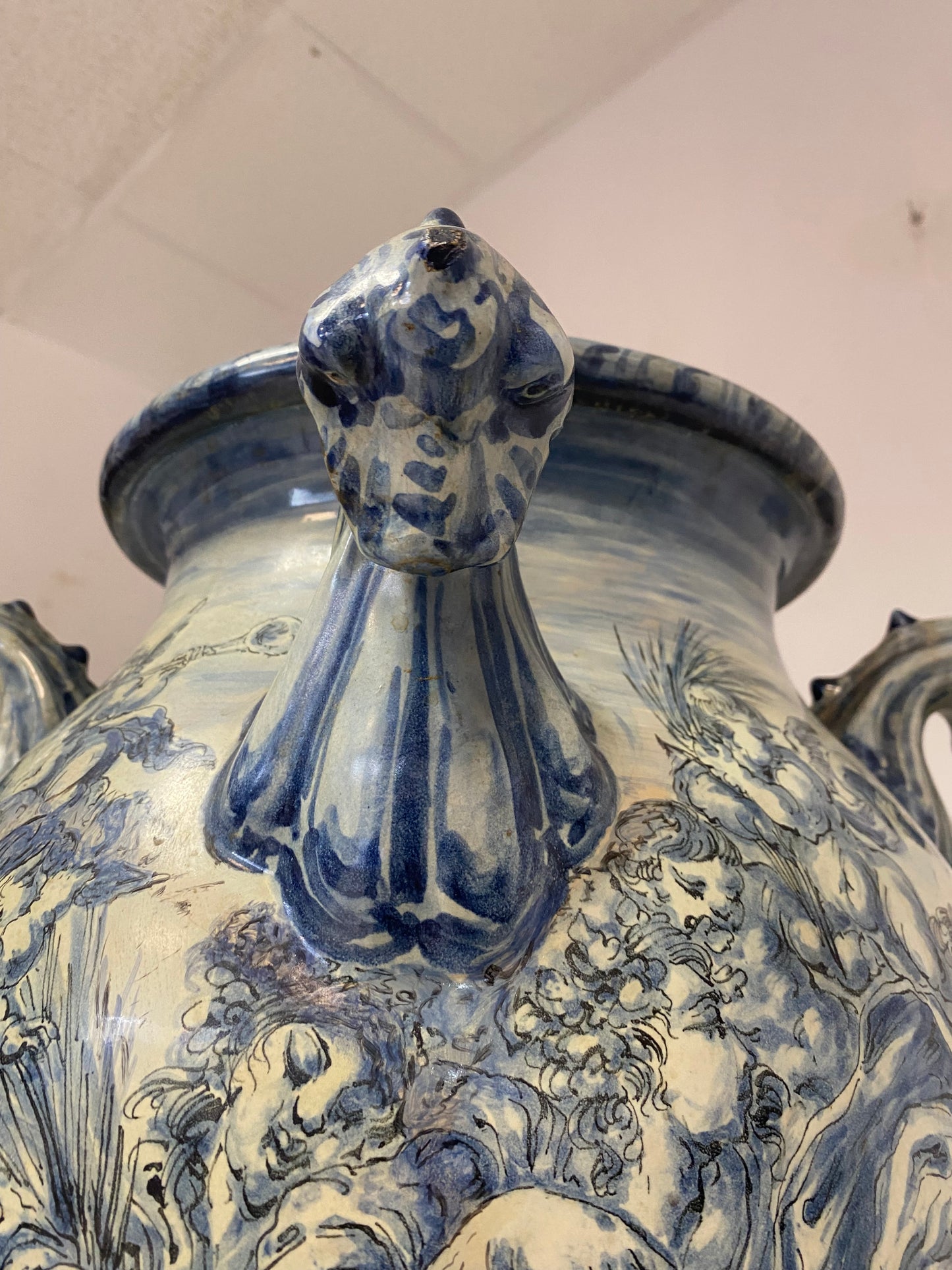 Albissola majolica pharmacy vase signed and dated 1922. H 64
