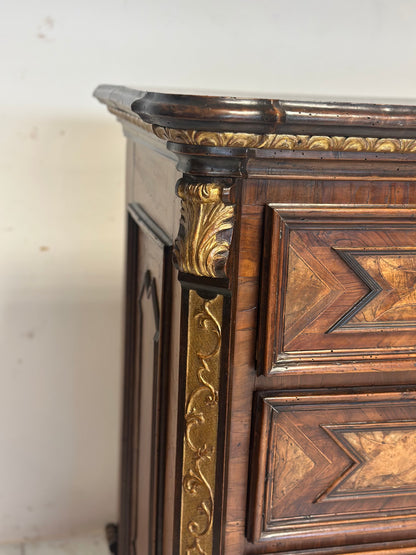 Canterano Lombardo Luigi XIV .Milano fine 600 inizio 700
