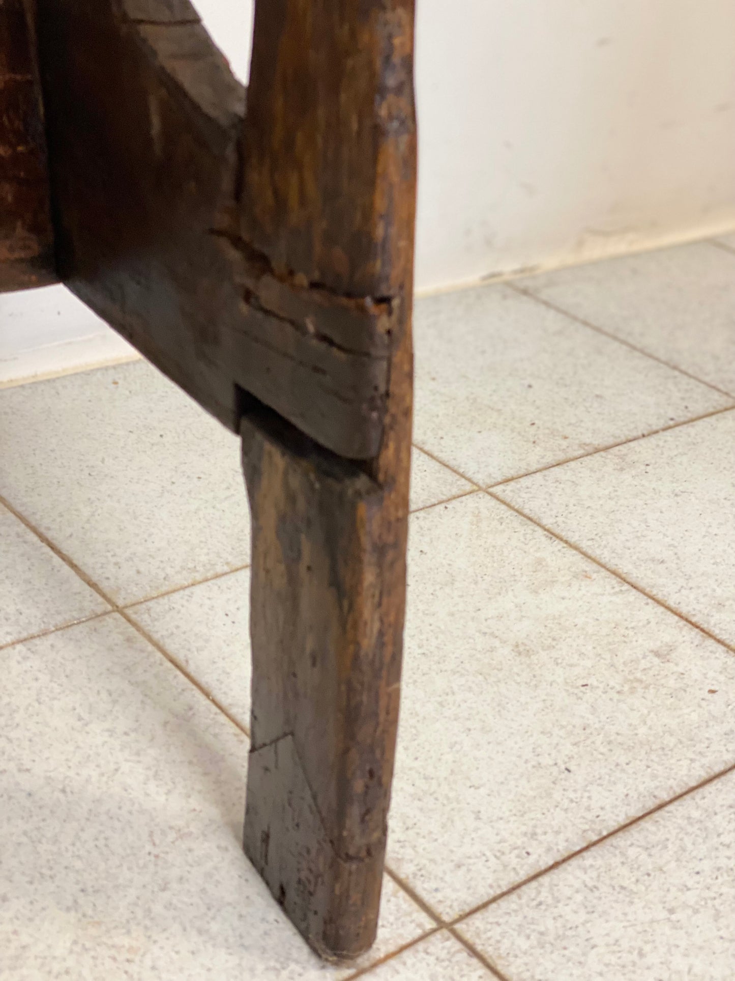 Consolle mezzo tavolo . XVIII secolo
