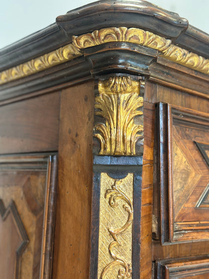 Canterano Lombardo Luigi XIV .Milano fine 600 inizio 700