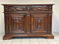 Credenza in noce.  Liguria / Piemonte / inizio XVIII secolo