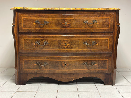 Cassettone Luigi XV . Napoli primi 700