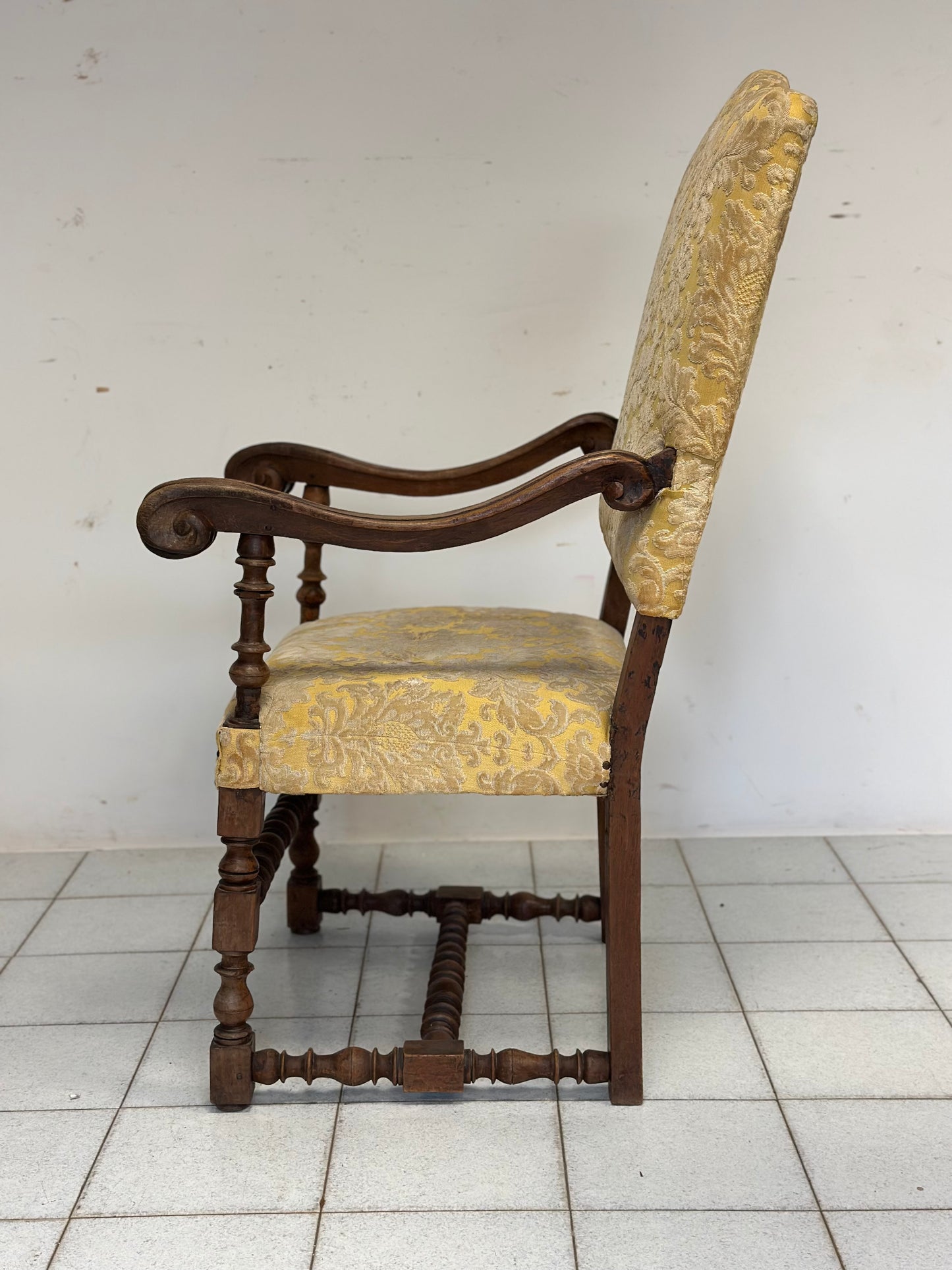 Poltrona trono Luigi XIV Modena inizio 700
