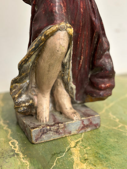 Scultura lignea di angelo con cornucopia reggicero policromo . Epoca fine 600