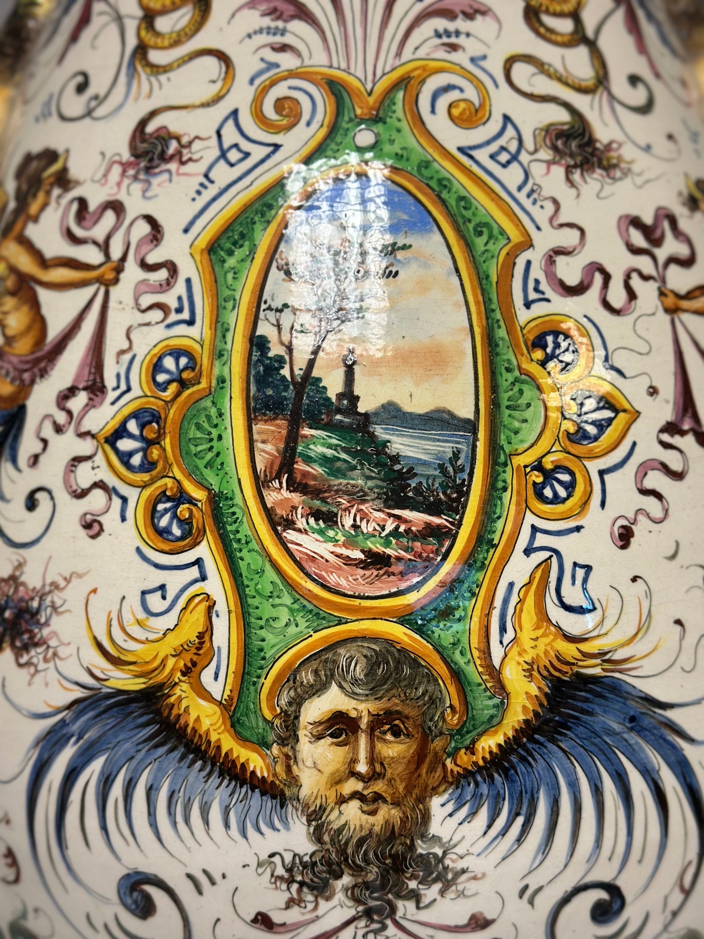Egisto Fantecchi    Primo 900 vaso con colonna maiolica dipinta