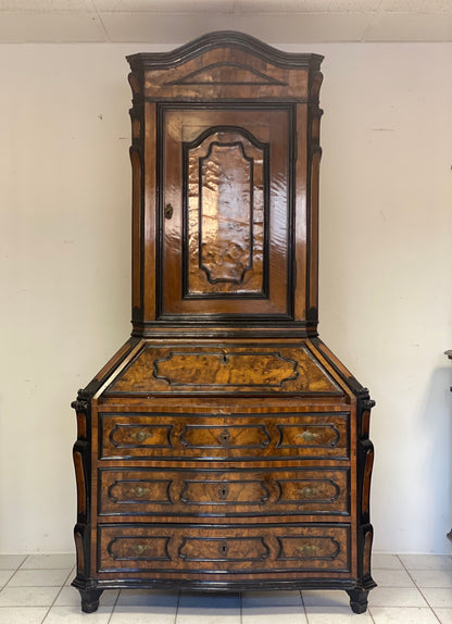 Trumeau Lombardo Luigi XV ad angolo . Milano primi 700