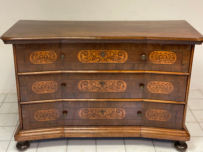 Louis XV shaped chest of drawers. Verona late 17th/early 18th century