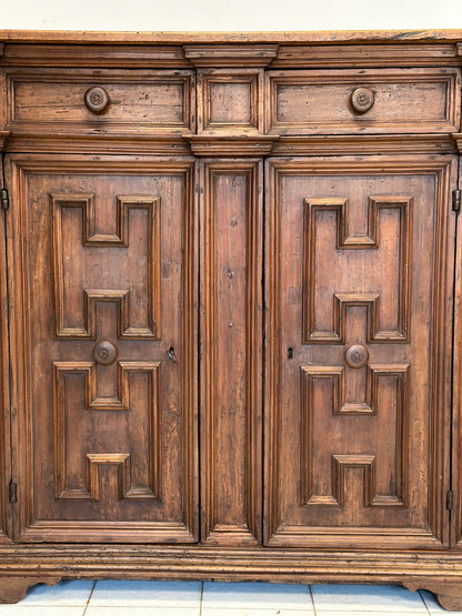 Credenza Emiliana Reggiana  Luigi XIV. XVII secolo