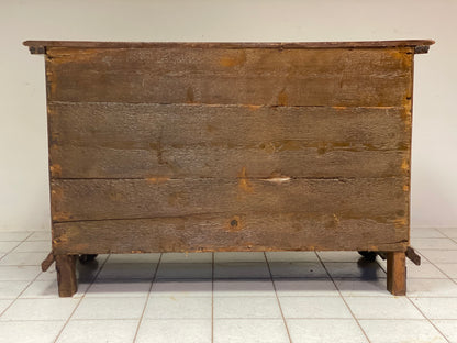 Louis XV shaped chest of drawers. Verona late 17th/early 18th century