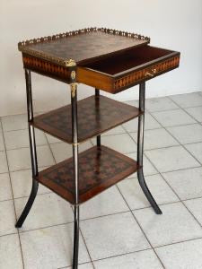 Napoleon III inlaid etagere table